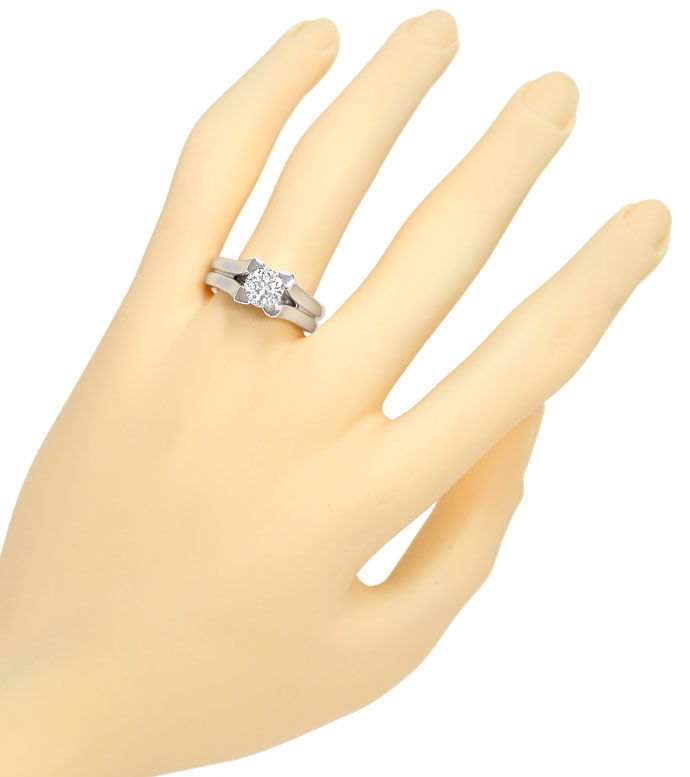 Foto 4 - Massiver Designer-Ring mit 1,17ct Brillant in Weißgold, R9625